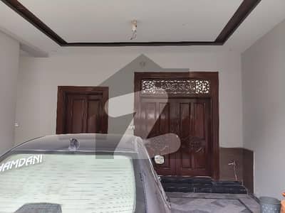 Prime Location10 Marla House Is Available In Peshawar Road