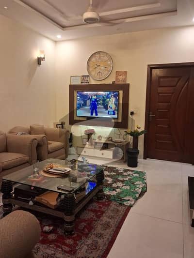 ڈی ایچ اے 9 ٹاؤن ڈیفنس (ڈی ایچ اے),لاہور میں 3 کمروں کا 5 مرلہ مکان 2.4 کروڑ میں برائے فروخت۔