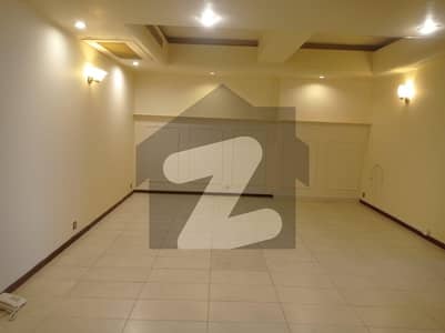 Three Bedroom Spacious 2100 Square Feet Unfurnished Flat Available For Rent In Silver Oaks F-10 Islamabad