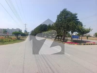اے ڈبلیو ٹی فیز 2 ۔ بلاک سی اے ڈبلیو ٹی فیز 2,اے ڈبلیو ٹی آرمی ویلفیئر ٹرسٹ,رائیونڈ روڈ,لاہور میں 1 کنال رہائشی پلاٹ 1.8 کروڑ میں برائے فروخت۔