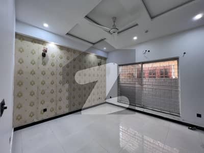 Original Ad 5 Marla Corner House Available for Rent in DHA Lahore