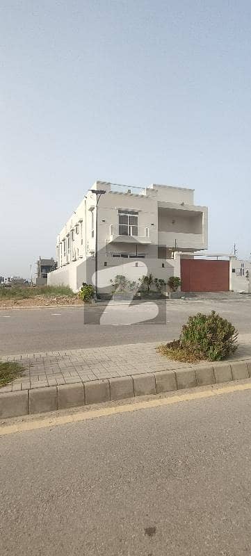 almost brand new banglow year used by owner