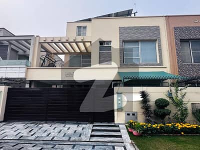 12 Marla Owner Built Well-Maintained Bungalow For Sale In Paragon City Lahore