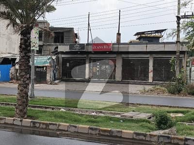 16 MARLA COMMERCIAL PLOT FOR  SALE 2 SIDE OPEN MAIN COLLEGE ROAD LAHORE
