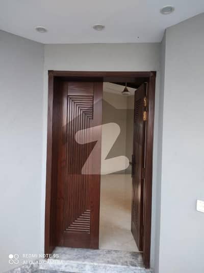 5 MARLA ELEGANT AND FULLY MAINTAINED SUPER HOT LOCATED BUNGALOW IS AVAILABLE IN THE BEST BLOCK OF DHA LAHORE.