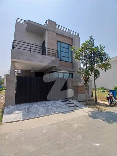 05 MARLA ELEGANT AND FULLY MAINTAINED SUPER HOT LOCATED BUNGALOW IS AVAILABLE IN THE BEST BLOCK OF DHA LAHORE.