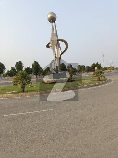 Plot No 30# Ph3 8.5 Marla Very Near To Main Raiwnind Road For Sale