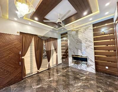 Change Your Address To Bahria Town - Sector C, Lahore For A Reasonable Price Of Rs. 35000000