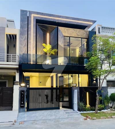 3 Years Instalment Plan Luxury 5 Marla Brand New House For Sale In Park View City Lahore