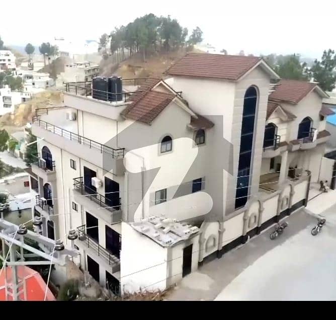 کاغان کالونی ایبٹ آباد میں 10 کمروں کا 2 کنال مکان 13.0 کروڑ میں برائے فروخت۔ کاغان کالونی ایبٹ آباد میں 10 کمروں کا 2 کنال مکان 13.0 کروڑ میں برائے فروخت۔
