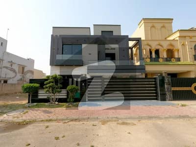 Gorgeous 10 Marla House For Sale Available In Bahria Town - Ghaznavi Block Gorgeous 10 Marla House For Sale Available In Bahria Town - Ghaznavi Block