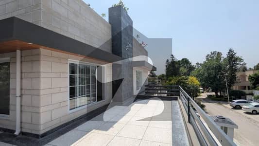FOR RENT 800 SQYRD Designer Double Storey Structure House E_7
