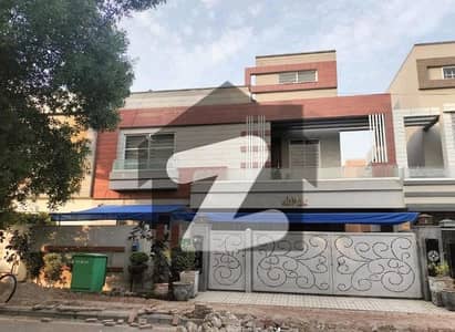 Vip 10 Marla Semi Furnished Portion Available For Rent In Bahria Town Lahore