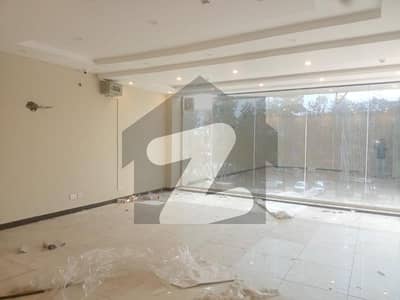 Islam Marketing Offer 4 Marla 1st Floor With Lift Available For Rent