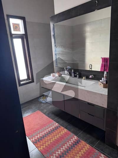 Prime Location House Of 500 Square Yards Available In DHA Phase 8
