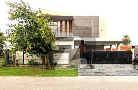 10-Marla Modern House For Sale at Prime Location Near Dolmen Mall