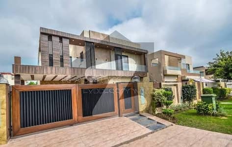 10-Marla Slightly Used House For Sale Near Masjid And Commercial Near To CCA - 1