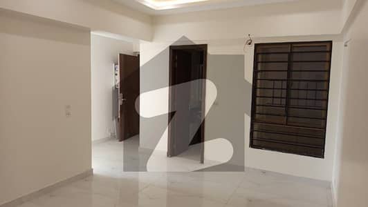 جناح ایونیو کراچی میں 2 کمروں کا 5 مرلہ فلیٹ 2.75 کروڑ میں برائے فروخت۔
