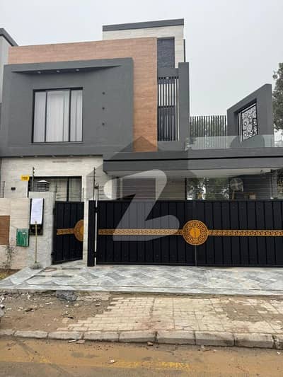 8 Marla House for Rent Umar Block Sector B Bahria Town Lahore 8 Marla House for Rent Umar Block Sector B Bahria Town Lahore