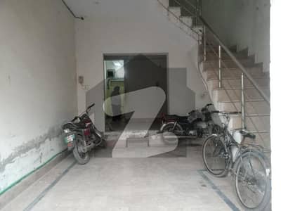 1st Floor Flat Available For Rent (Peer Colony)