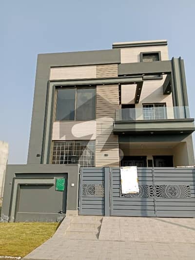 بحریہ آرچرڈ فیز 2 بحریہ آرچرڈ,لاہور میں 3 کمروں کا 5 مرلہ مکان 1.95 کروڑ میں برائے فروخت۔