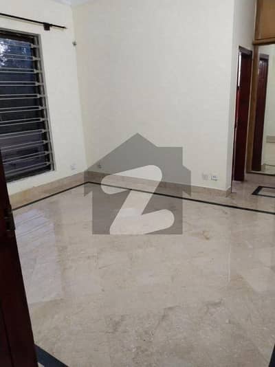 Upper Portion For Rent In Rs. 160000