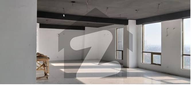 گلبرگ 3 گلبرگ,لاہور میں 8 مرلہ Studio دفتر 2.8 لاکھ میں کرایہ پر دستیاب ہے۔