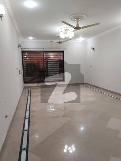 1 Kanal House For Rent In I-8/3