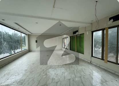 5 Marla Commercial Hall For Rent In Bahria Lahore