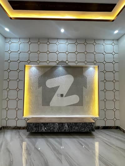 HOUSE FOR SALE IN EDEN RESIDENCIA SOCIETY COLLEGE ROAD LHR