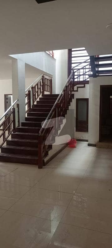 ULTRA LUXURY 1000 YARDS DESIGNER BUNGALOW WITH BASEMENT & POOL FOR SALE DHA PHASE 6, KARACHI