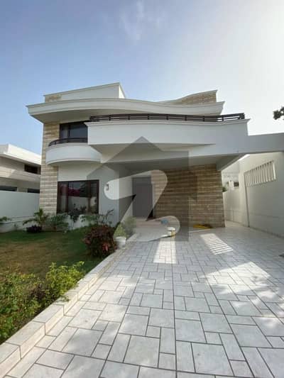 500 Yards Renovated bungalow for sale phase 5