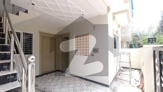 Brand New 5 Marla House Available In Margalla Town Phase 1 For Rent
