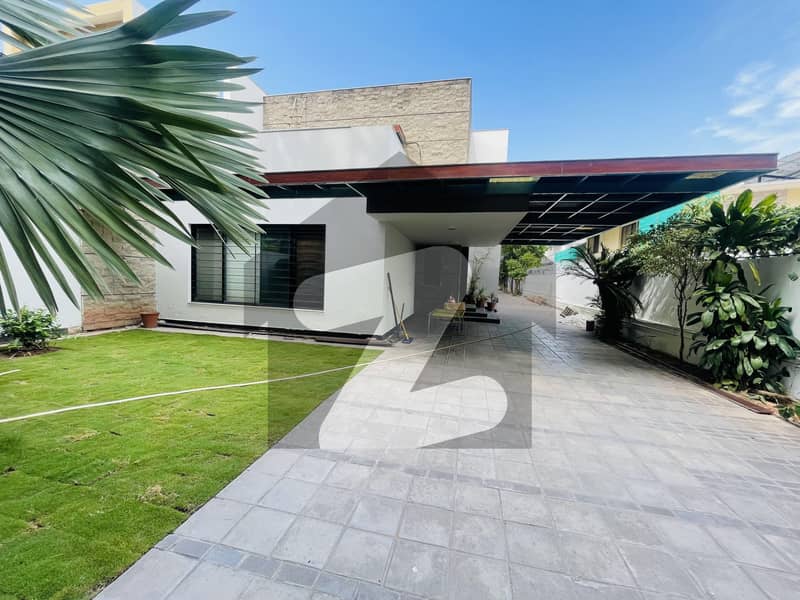 Luxury House Available For Rent Luxury House Available For Rent
