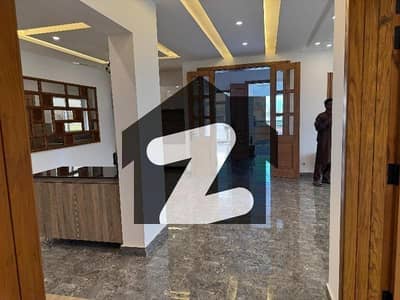 Prime Location 1 Kanal House In D-12 For Sale