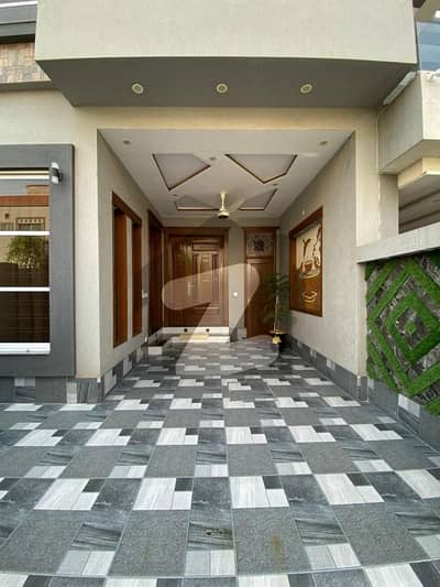 5 Marla Brand New House For Sale At Prime Location Of Jinnah Block.   Facing Park, Near To Ring Road Interchange, Near To Masjid, Near To Main Boulevard.