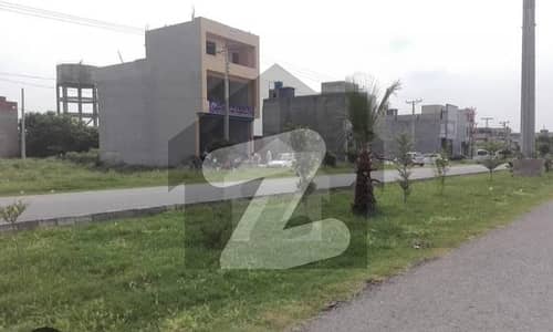 8 MARLA CORNER PLOT ( 35 51 ) AVAILABLE FOR SALE IN AUDIT & ACCOUNT SOCIETY PH 1