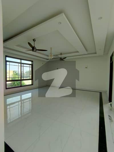 Luxury 666 Yds Bungalow For Sale DHA Phase 8 Luxury 666 Yds Bungalow For Sale DHA Phase 8