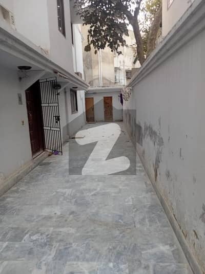 Luxury 1000 Sq. Yards Bungalow For Sale In North Nazimabad Cream Block