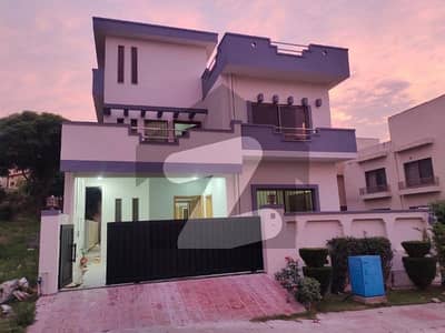 10 marla house well maintained solid Construction Dha phase 2 ISB