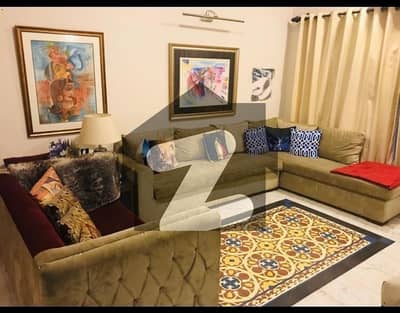 عسکری 10 - سیکٹر بی عسکری 10,عسکری,لاہور میں 5 کمروں کا 1 کنال مکان 2.5 لاکھ میں کرایہ پر دستیاب ہے۔