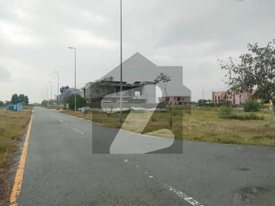 2kanal Main 150' Road - Top Location For Future Living in Most Secure and Peaceful Area - Near Carrefour Park and Mcdonalds 2kanal Main 150' Road - Top Location For Future Living in Most Secure and Peaceful Area - Near Carrefour Park and Mcdonalds