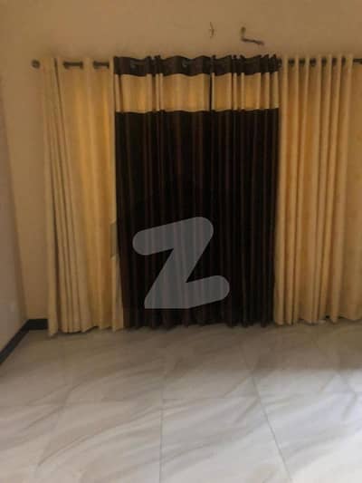 ڈی ایچ اے 9 ٹاؤن ۔ بلاک بی ڈی ایچ اے 9 ٹاؤن,ڈیفنس (ڈی ایچ اے),لاہور میں 3 کمروں کا 8 مرلہ بالائی پورشن 1.0 لاکھ میں کرایہ پر دستیاب ہے۔