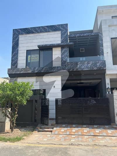 7 Marla Portion For Rent Ideal Location Reasonable