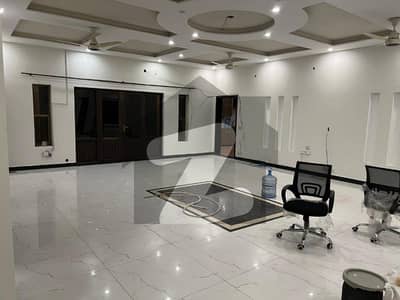 2 KANAL LUXURY UPPER PORTION AVAILABLE FOR RENT IN NFC SOCIETY NEAR WAPDA TOWN AND VALENCIA TOWN 2 KANAL LUXURY UPPER PORTION AVAILABLE FOR RENT IN NFC SOCIETY NEAR WAPDA TOWN AND VALENCIA TOWN