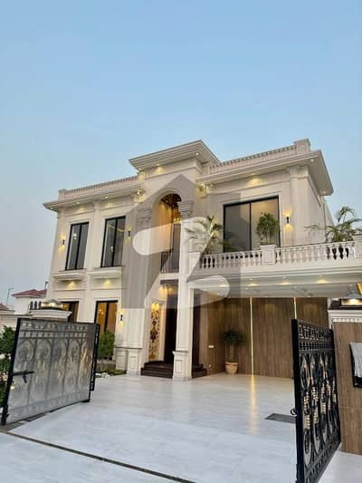 1KANAL BRAND NEW MODERN DESIGN HOUSE FOR RENT PHASE 7