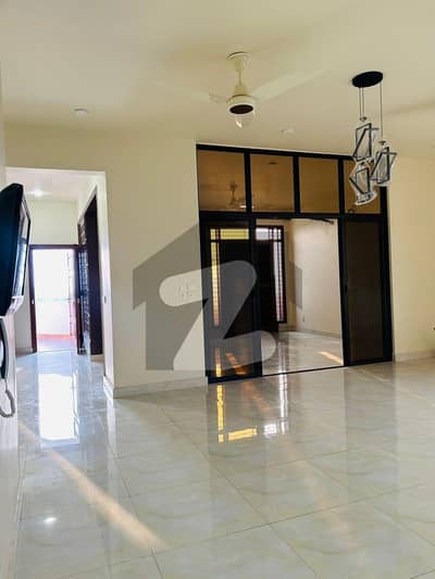 500 yards bungalow for rent in phase 5 DHA