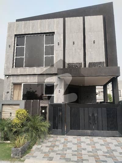 5 Marla 3 Bedrooms House Block D DHA phase 9 Town Fully Renovation For Sale