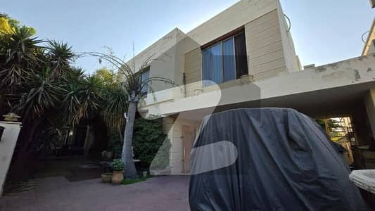 ڈی ایچ اے فیز 3 ڈیفنس (ڈی ایچ اے),لاہور میں 5 کمروں کا 1 کنال مکان 6.7 کروڑ میں برائے فروخت۔ ڈی ایچ اے فیز 3 ڈیفنس (ڈی ایچ اے),لاہور میں 5 کمروں کا 1 کنال مکان 6.7 کروڑ میں برائے فروخت۔