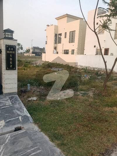 5 Marla Plot For Sale Z5